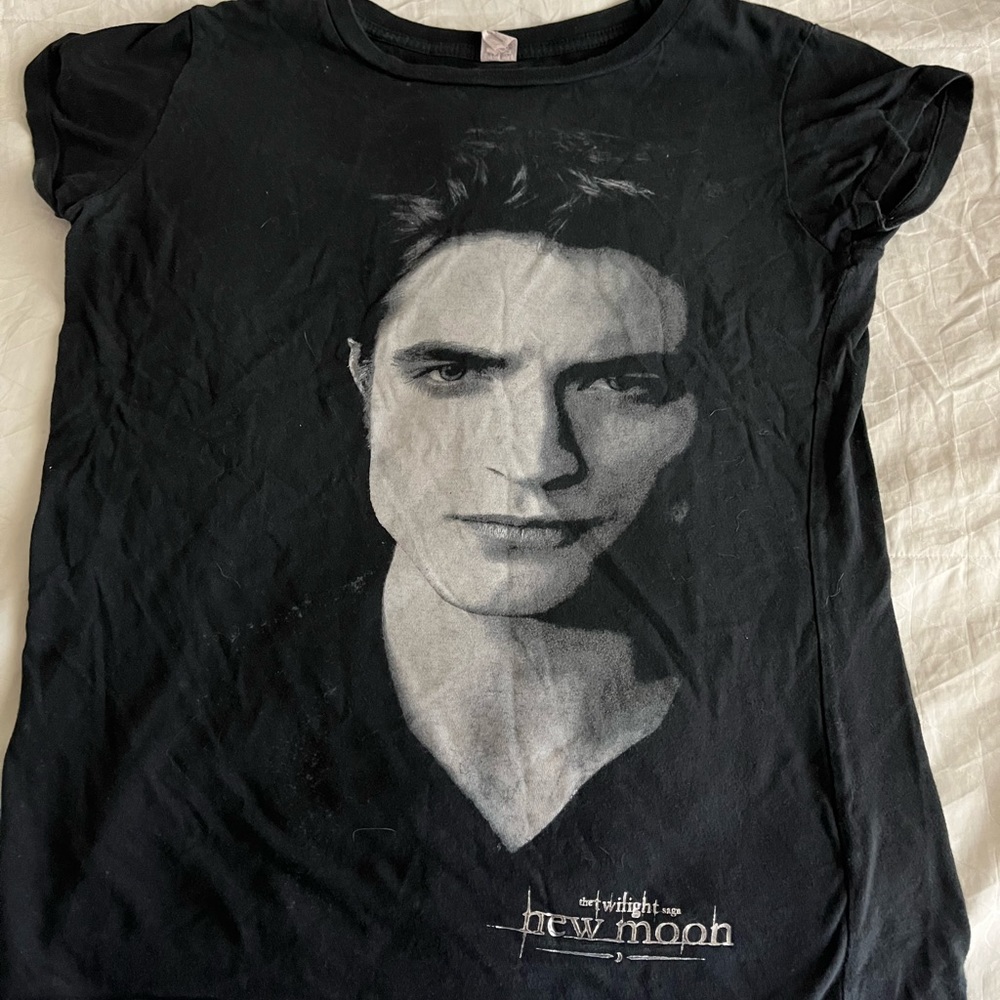 Twilight New Moon Edward shirt NWOT